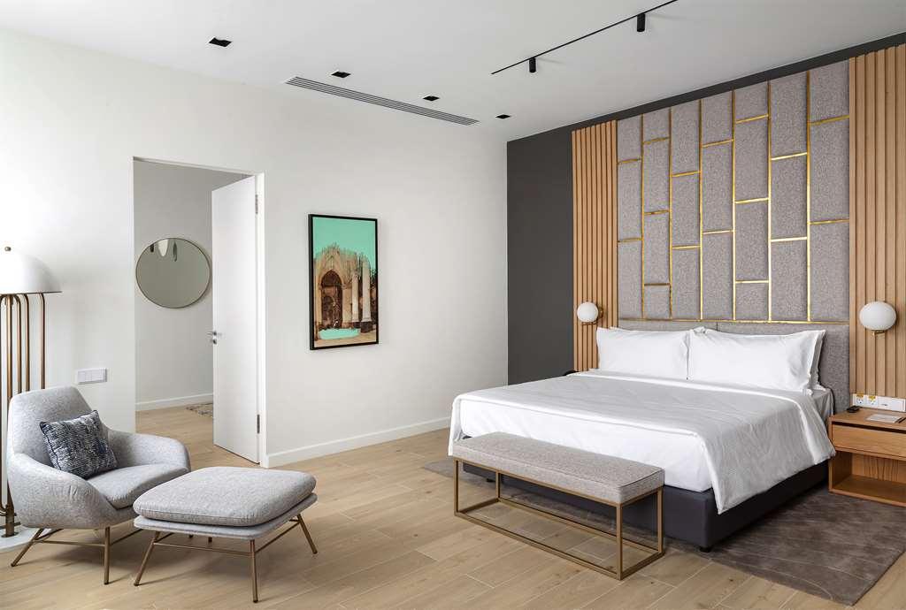 The Basilian Minsk, Curio Collection By Hilton Hotel Стая снимка